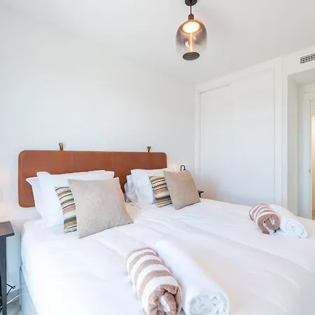 Pass The Keys Entire Luxurious 3 Bedroom Penthouse