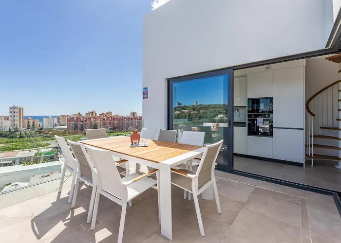 Pass The Keys Entire Luxurious 3 Bedroom Penthouse Apartman Fuengirola