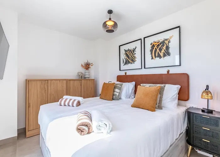 Pass The Keys Entire Luxurious 3 Bedroom Penthouse * Fuengirola