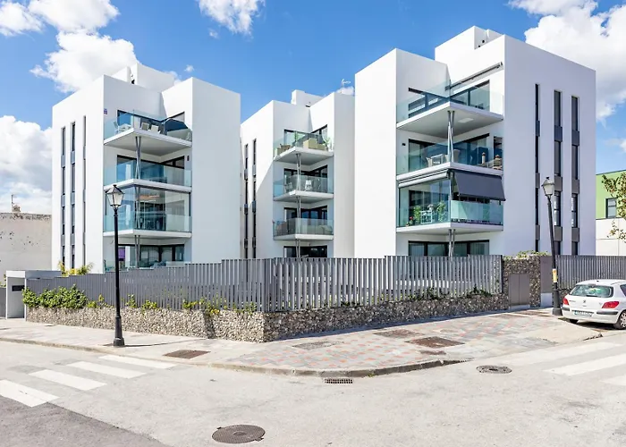 Pass The Keys Entire Luxurious 3 Bedroom Penthouse Appartement *